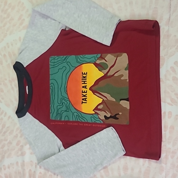 Bundle of 3 Old Navy Long Sleeve T-shirts - Picture 3 of 5